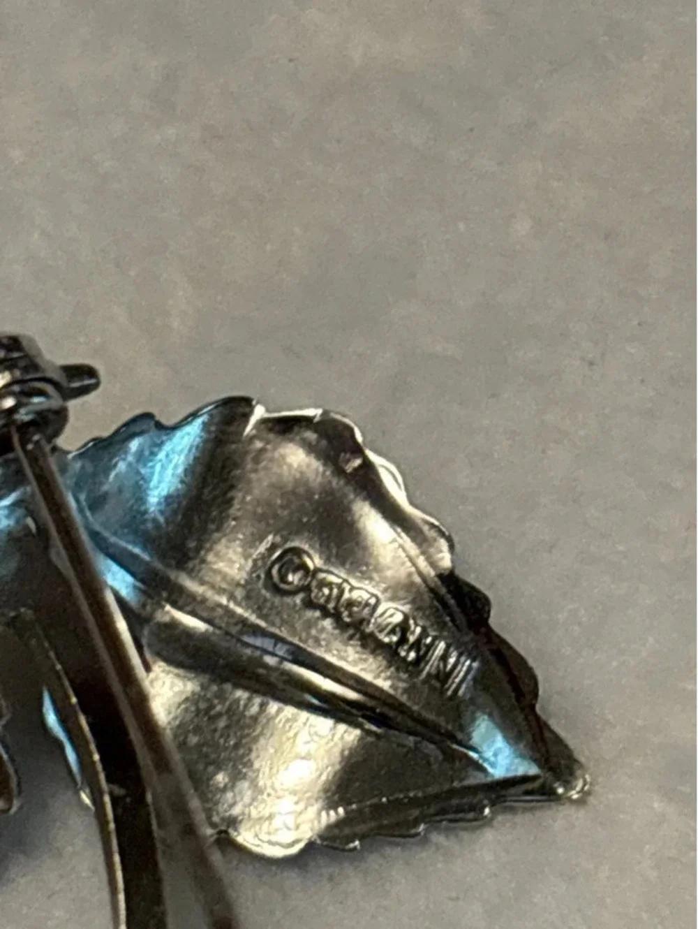 Giovanni Silver Tone Long Stem Rose Brooch